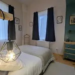 Avec Piscine Et Pres Du Puy-en-velay - Fr-1-582-542