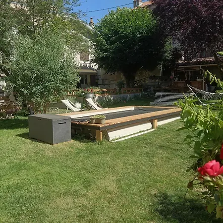 Avec Piscine Et Pres Du Puy-en-velay - Fr-1-582-542 Frühstückspension 3*
